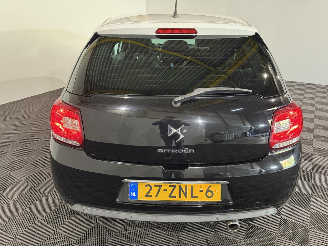 Citroen | DS3 | 1.2 VTi Business | 2013 | 136.694 km | 27ZNL6 | Logisch - Hatchback: foto 3 Citroen | DS3 | 1.2 VTi Business | 2013 | 136.694 km | 27ZNL6 | Logisch - Hatchback: foto 3
