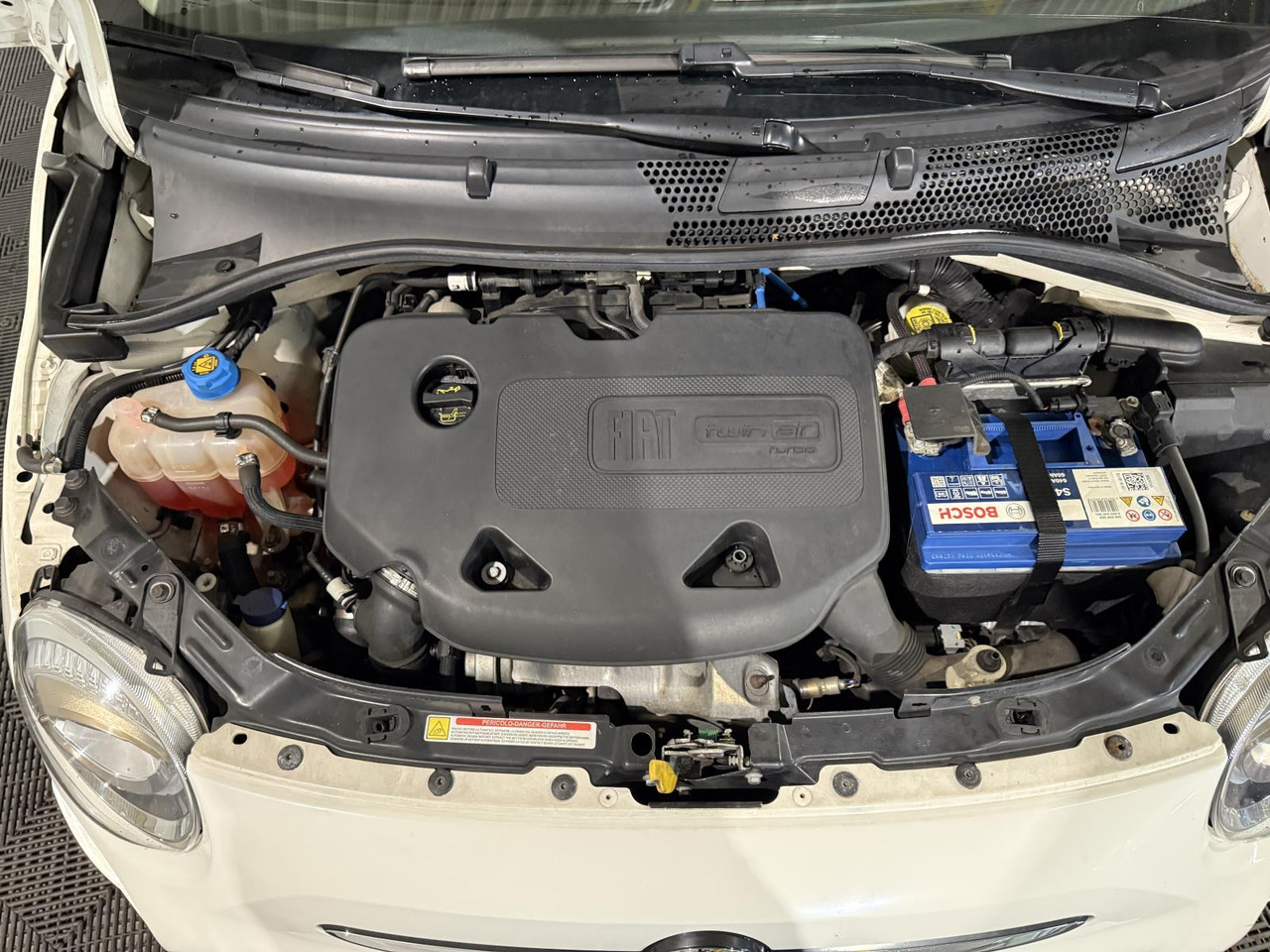 Fiat | 500 | 0.9 TwinAir Turbo Lounge | 2017 | 174.274 km | KX085G | Logisch - Hatchback: foto 5 Fiat | 500 | 0.9 TwinAir Turbo Lounge | 2017 | 174.274 km | KX085G | Logisch - Hatchback: foto 5