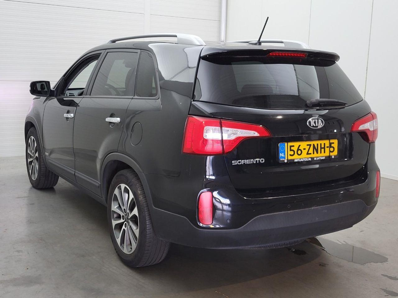 Kia Sorento 2.4 GDi Super Pack | 2013 | 256.196 km | 56ZNH5 | NAP: Logisch - Coche: foto 3 Kia Sorento 2.4 GDi Super Pack | 2013 | 256.196 km | 56ZNH5 | NAP: Logisch - Coche: foto 3