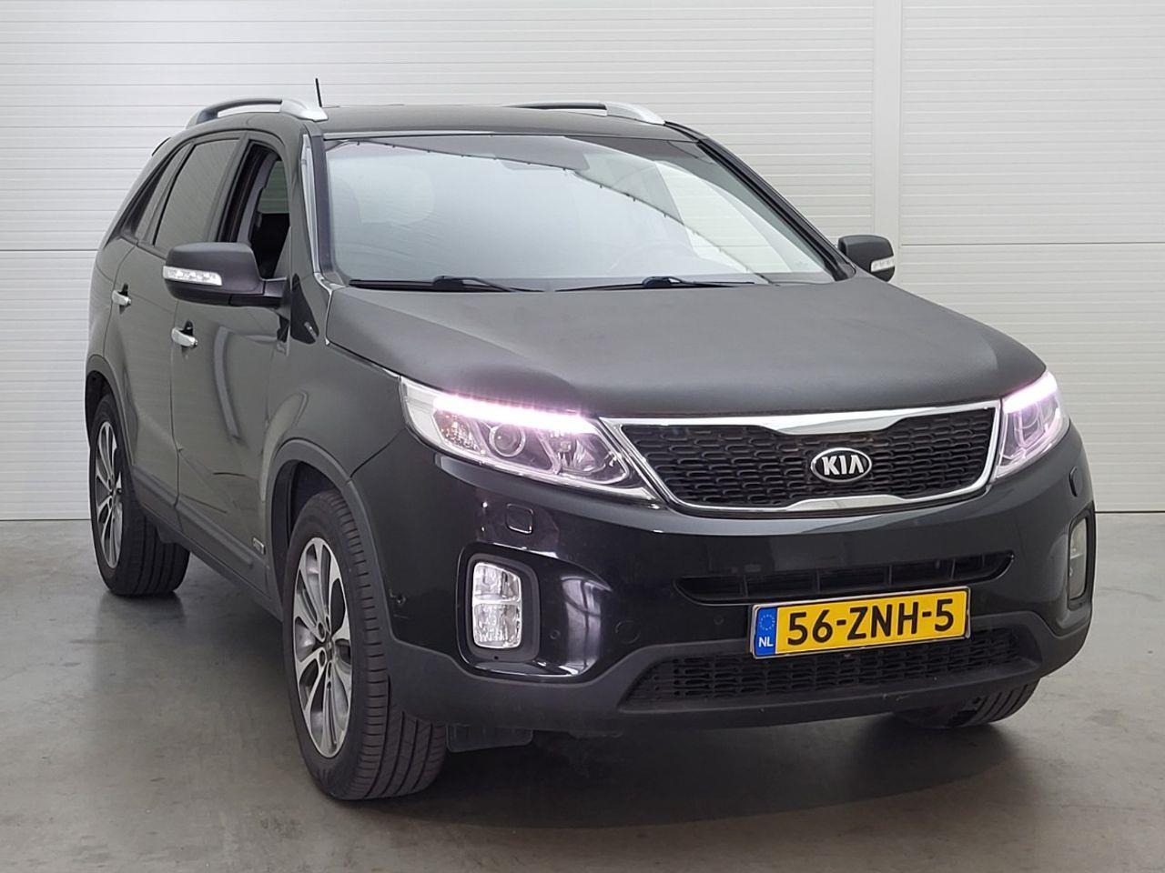 Kia Sorento 2.4 GDi Super Pack | 2013 | 256.196 km | 56ZNH5 | NAP: Logisch - Coche: foto 2 Kia Sorento 2.4 GDi Super Pack | 2013 | 256.196 km | 56ZNH5 | NAP: Logisch - Coche: foto 2