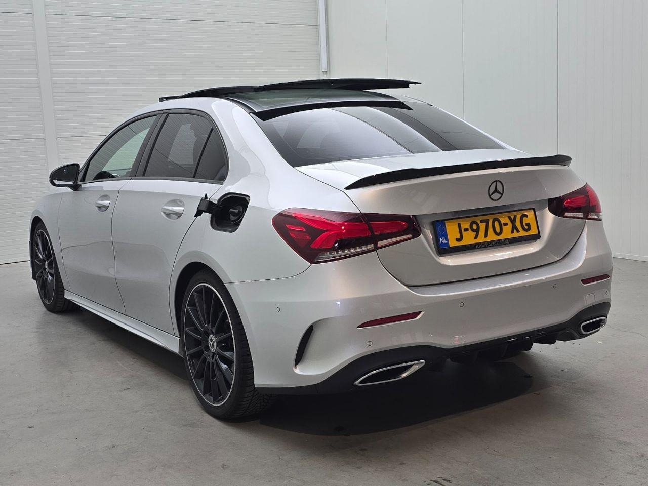 Mercedes - Benz A - klasse 220 4MATIC Premium | 2019 | 198.686 km | Automaat | J970XG | NAP: Geen oordeel - Sedan: foto 3 Mercedes - Benz A - klasse 220 4MATIC Premium | 2019 | 198.686 km | Automaat | J970XG | NAP: Geen oordeel - Sedan: foto 3