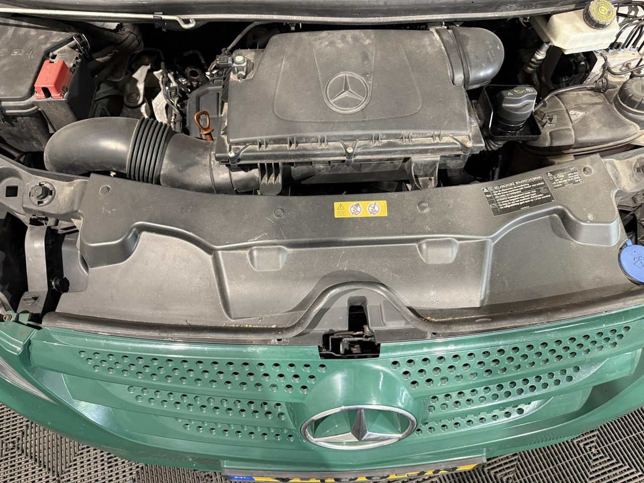 Mercedes-Benz Vito 109 CDI Lang Business Professional | 2017 | 192.928 km | V-100-JN - Furgoneta pequeña: foto 4 Mercedes-Benz Vito 109 CDI Lang Business Professional | 2017 | 192.928 km | V-100-JN - Furgoneta pequeña: foto 4