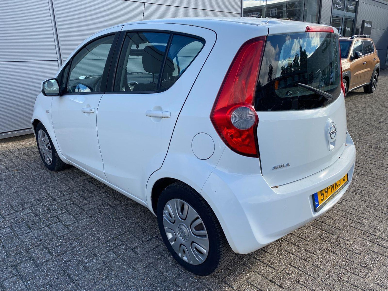 Opel Agila 1.0 Edition LPG | 2010 | 149.704 km | 59NKJ6 | NAP: Logisch - Hatchback: foto 3 Opel Agila 1.0 Edition LPG | 2010 | 149.704 km | 59NKJ6 | NAP: Logisch - Hatchback: foto 3