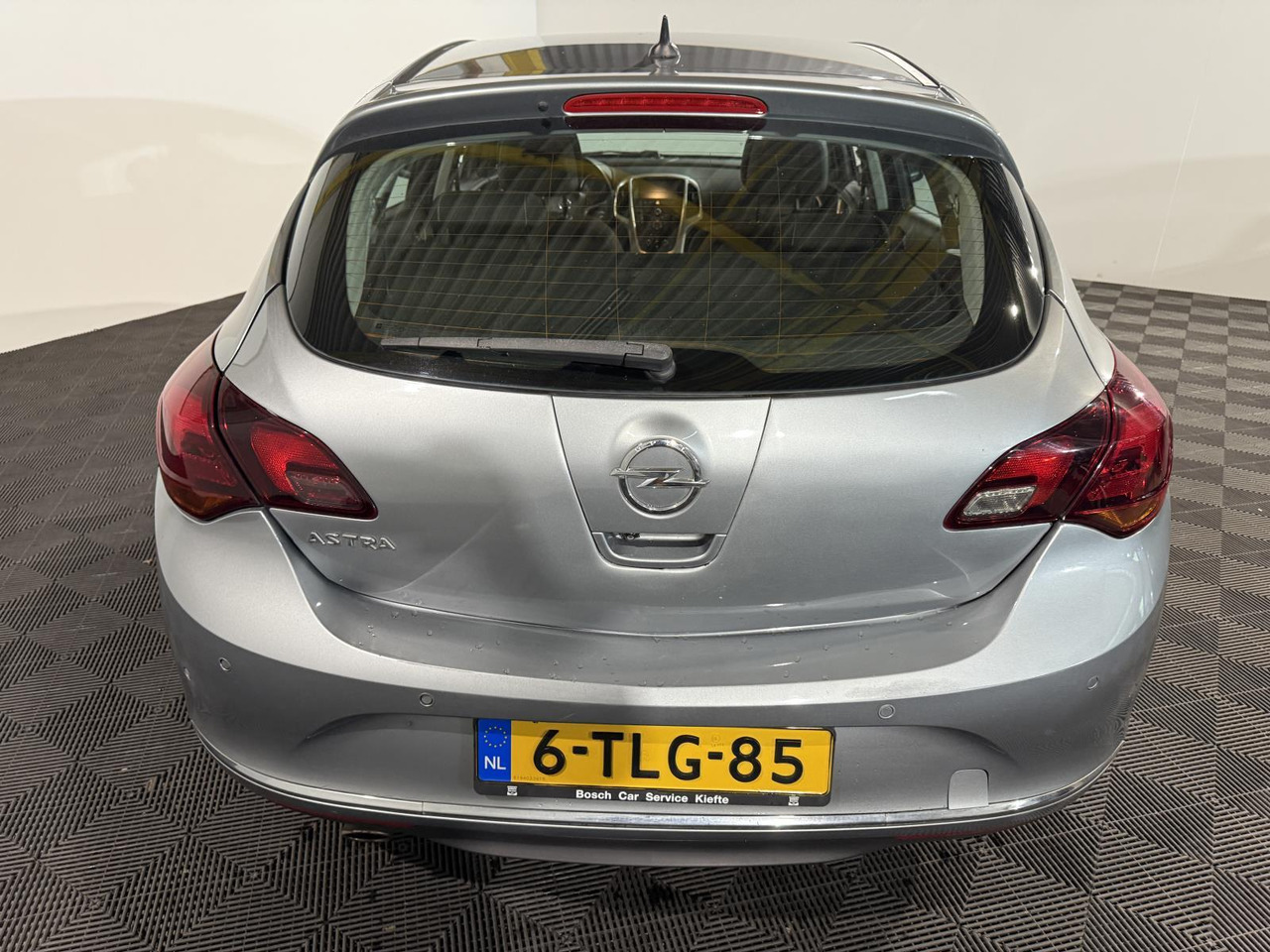 Opel Astra 1.4 Turbo Sport |2014 | 198.191 km | 6-TLG-85 - Hatchback: foto 4 Opel Astra 1.4 Turbo Sport |2014 | 198.191 km | 6-TLG-85 - Hatchback: foto 4