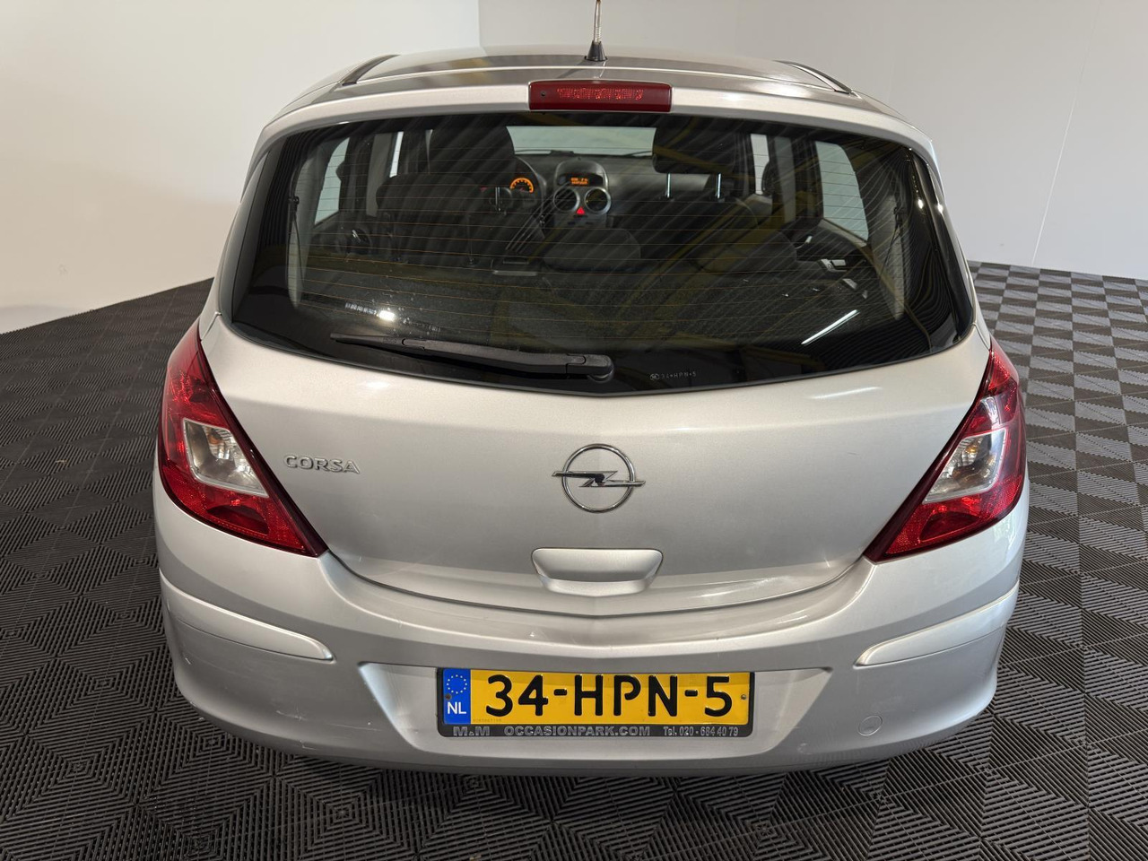 Opel Corsa 1.4-16V Business | 2009 | 196.684 km | 34-HPN-5 - Hatchback: foto 3 Opel Corsa 1.4-16V Business | 2009 | 196.684 km | 34-HPN-5 - Hatchback: foto 3