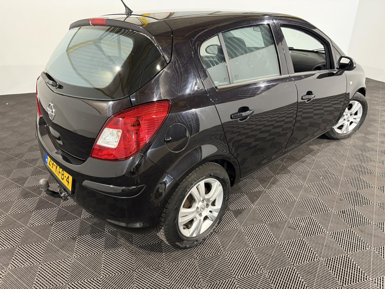 Opel Corsa 1.4-16V Edition | 2009 | 259.282 km | 29-KFB-4 - Hatchback: foto 5 Opel Corsa 1.4-16V Edition | 2009 | 259.282 km | 29-KFB-4 - Hatchback: foto 5