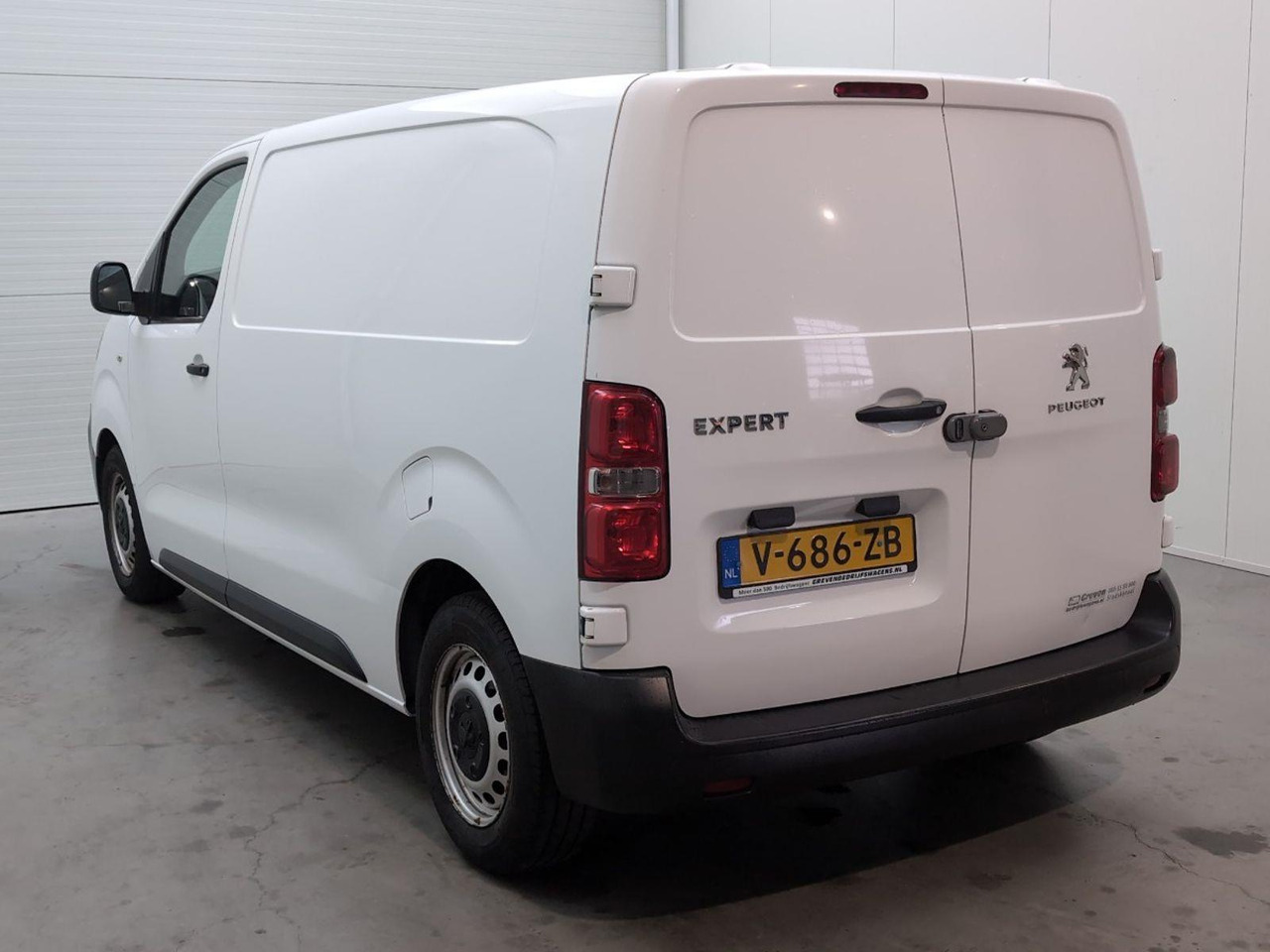 Peugeot Expert 226S 1.6 BlueHDI 115 Pro | 2016 | 171.857 km | V686ZB | NAP: Geen oordeel - Otros maquinaria: foto 3 Peugeot Expert 226S 1.6 BlueHDI 115 Pro | 2016 | 171.857 km | V686ZB | NAP: Geen oordeel - Otros maquinaria: foto 3