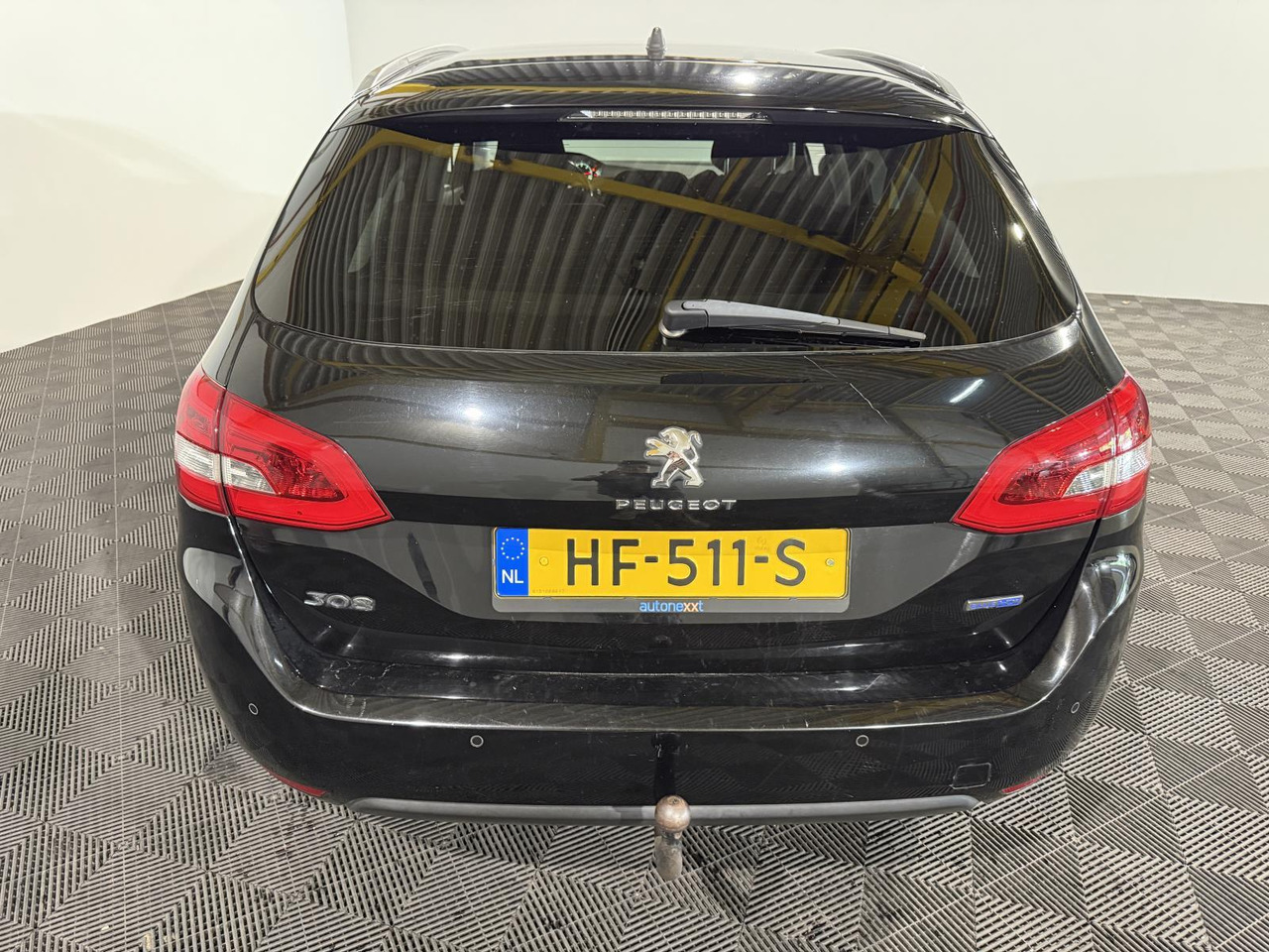 Peugeot 308 SW 1.6 BlueHDI Blue Lease Executive Pack | 2015 | 209.358 km | HF-511-S - Coche: foto 4 Peugeot 308 SW 1.6 BlueHDI Blue Lease Executive Pack | 2015 | 209.358 km | HF-511-S - Coche: foto 4