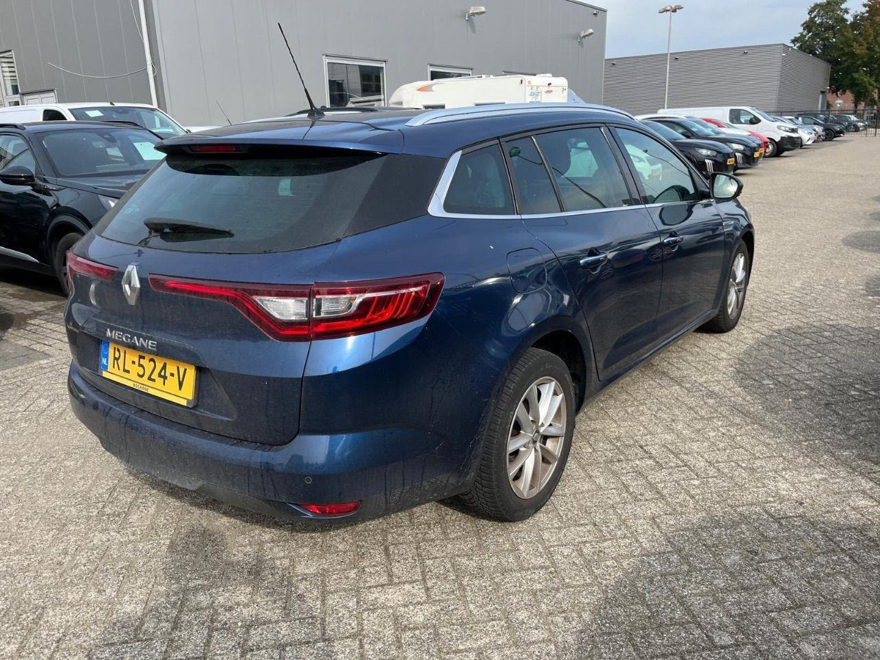 Renault Mégane Estate 1.2 TCe Limited | 2017 | 147.607 km | RL524V | NAP: Logisch - Coche: foto 4 Renault Mégane Estate 1.2 TCe Limited | 2017 | 147.607 km | RL524V | NAP: Logisch - Coche: foto 4