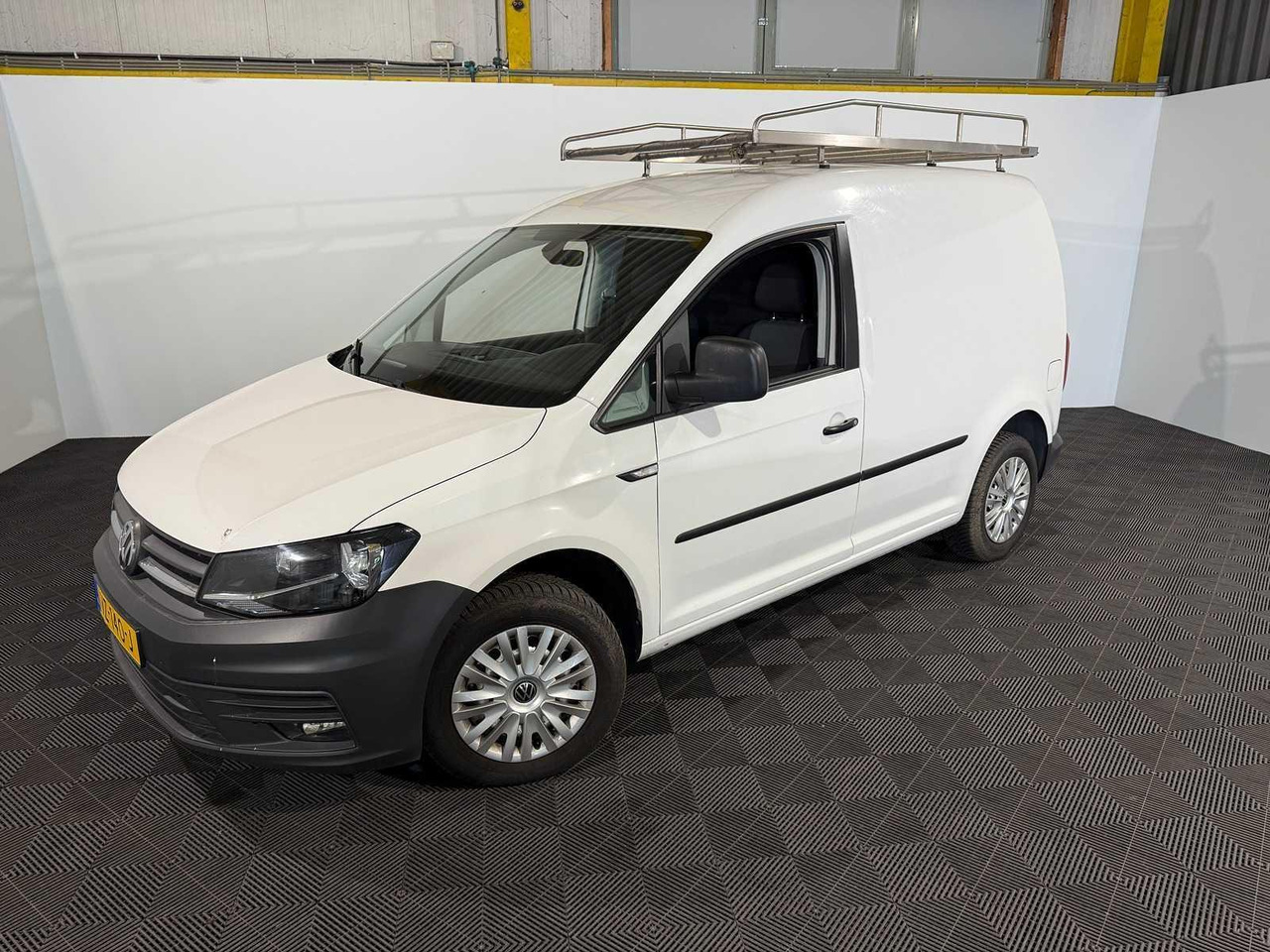 Volkswagen Caddy 2.0 TDI L1H1 BMT Comfortline VZ-140-J 169.307 km - Furgoneta pequeña: foto 1 Volkswagen Caddy 2.0 TDI L1H1 BMT Comfortline VZ-140-J 169.307 km - Furgoneta pequeña: foto 1