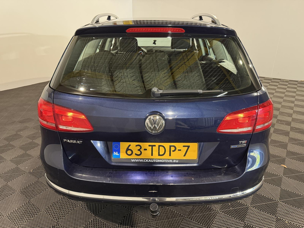 Volkswagen | Passat Variant | 1.4 TSI Comfortline BlueMotion | 2012 | 223.524 km | 63TDP7 | Logisch - Coche: foto 2 Volkswagen | Passat Variant | 1.4 TSI Comfortline BlueMotion | 2012 | 223.524 km | 63TDP7 | Logisch - Coche: foto 2