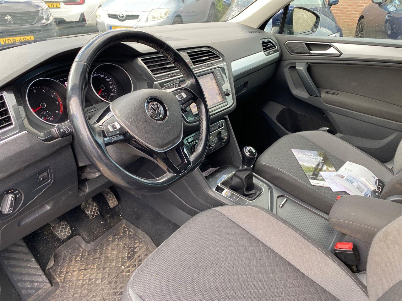 Volkswagen Tiguan 1.4 TSI Comfortline | 2017 | 178.830 km | NJ470D | NAP: Logisch - SUV/ Todoterreno: foto 5 Volkswagen Tiguan 1.4 TSI Comfortline | 2017 | 178.830 km | NJ470D | NAP: Logisch - SUV/ Todoterreno: foto 5
