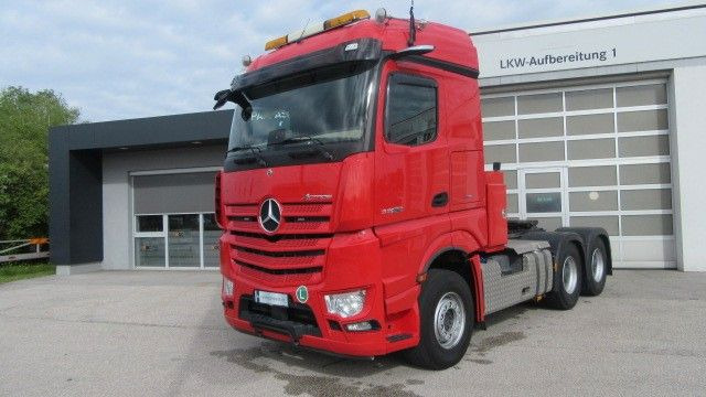 Mercedes-Benz Actros 3358LS 6x4 120 t. LZGG. Retarder - Cabeza tractora: foto 1 Mercedes-Benz Actros 3358LS 6x4 120 t. LZGG. Retarder - Cabeza tractora: foto 1