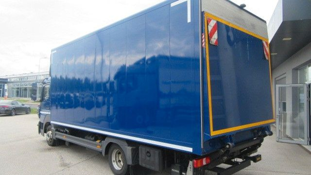 Mercedes-Benz 818L Koffer LBW, Seitentüre (GG 8,6 to.) - Furgoneta caja cerrada: foto 5 Mercedes-Benz 818L Koffer LBW, Seitentüre (GG 8,6 to.) - Furgoneta caja cerrada: foto 5