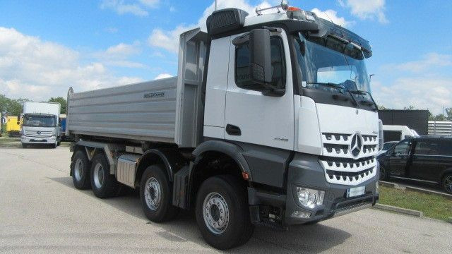 Mercedes-Benz Arocs 4148 8x4 Meiller 2-Seitenkipper - Camión volquete: foto 3 Mercedes-Benz Arocs 4148 8x4 Meiller 2-Seitenkipper - Camión volquete: foto 3