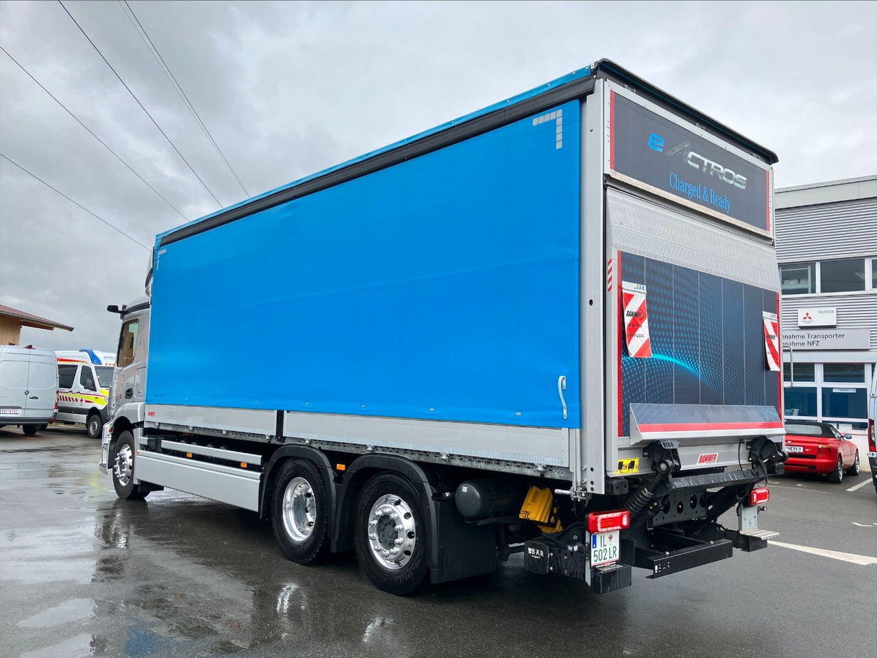 Mercedes-Benz eActros 400L 6x2 - Camión lona, Camión eléctrico: foto 2 Mercedes-Benz eActros 400L 6x2 - Camión lona, Camión eléctrico: foto 2