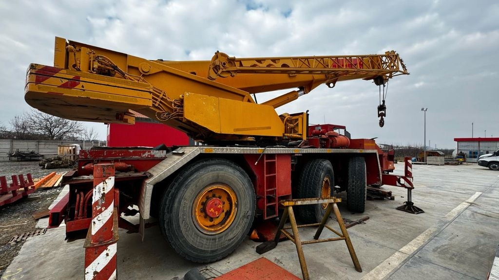 Liebherr LTM 1035-3 - Grúa todo terreno: foto 3 Liebherr LTM 1035-3 - Grúa todo terreno: foto 3
