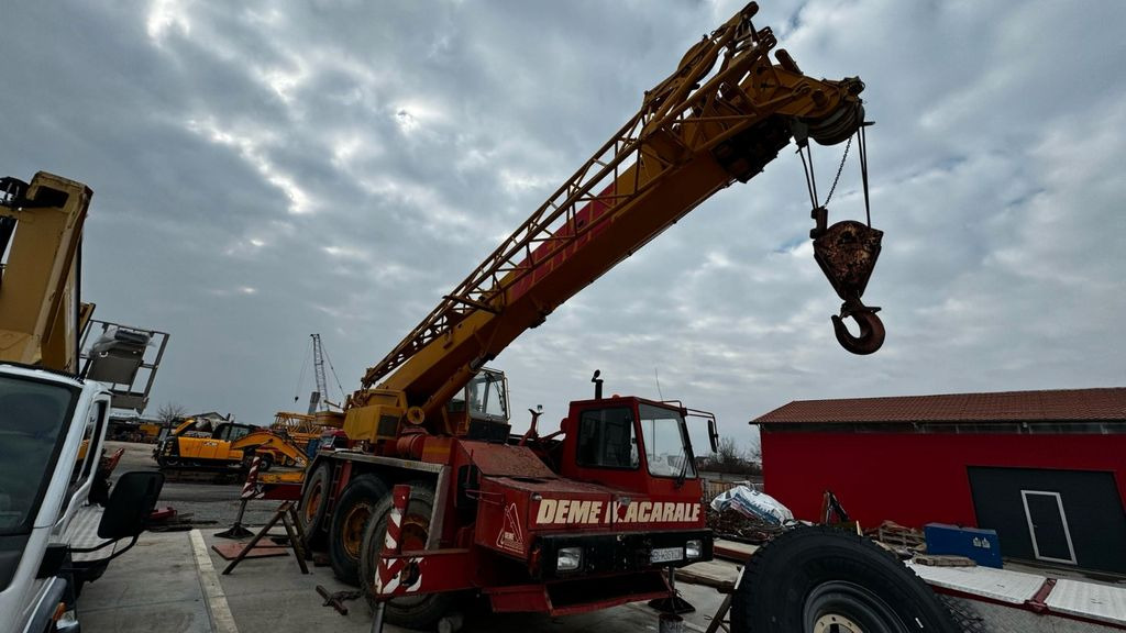 Liebherr LTM 1035-3 - Grúa todo terreno: foto 1 Liebherr LTM 1035-3 - Grúa todo terreno: foto 1