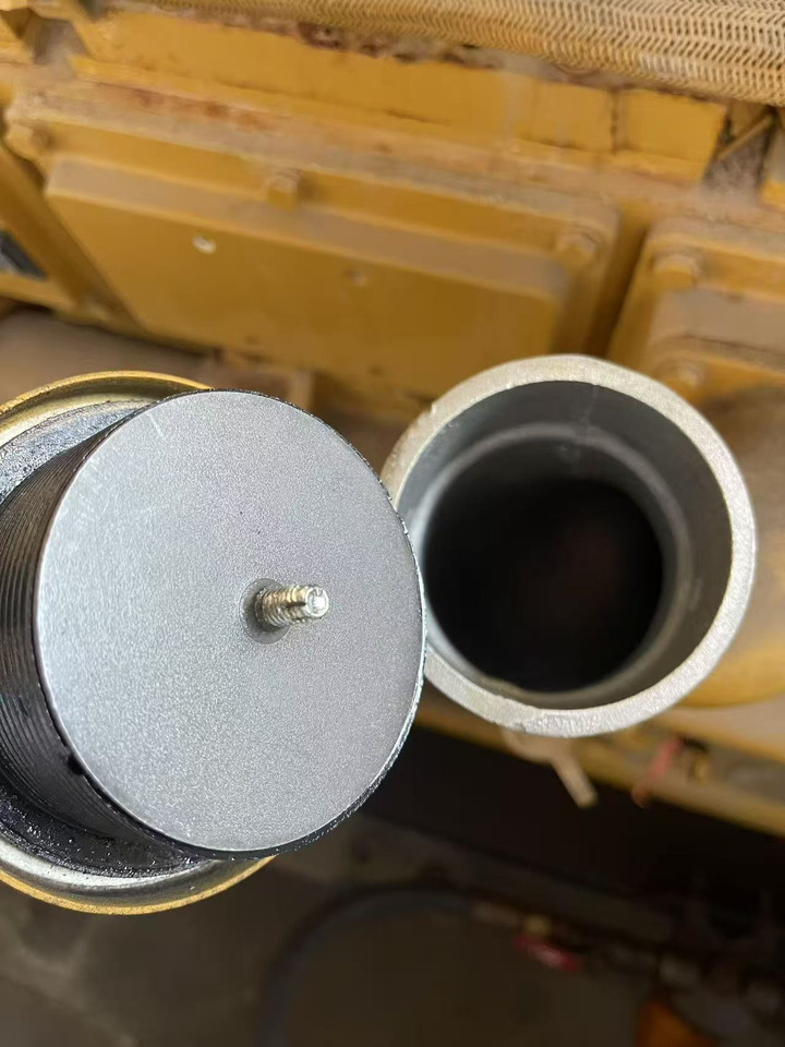 CATPILLAR 3512 - Herramienta/ Equipo: foto 2 CATPILLAR 3512 - Herramienta/ Equipo: foto 2