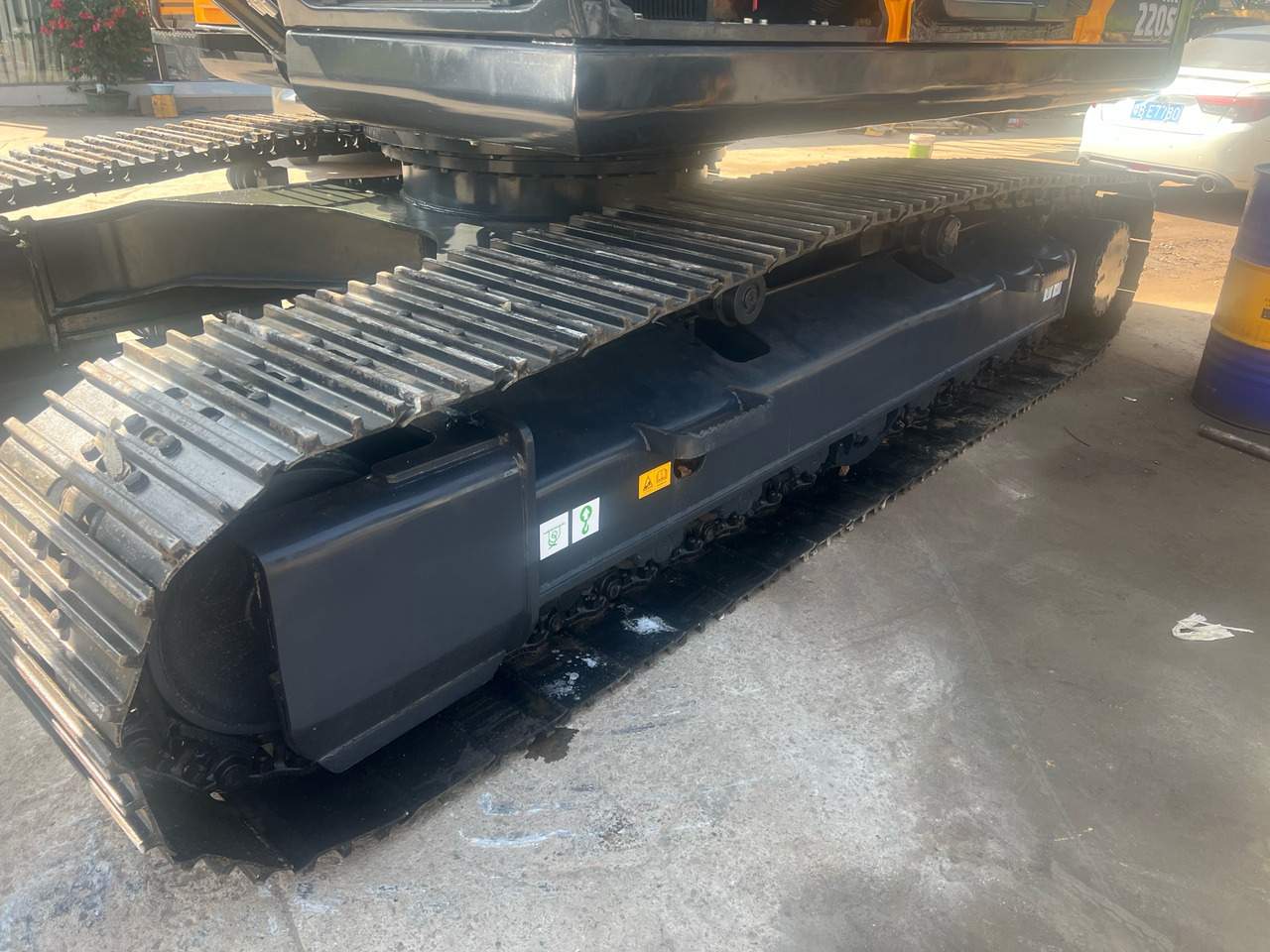 Hyundai 220S - Excavadora de cadenas: foto 5 Hyundai 220S - Excavadora de cadenas: foto 5