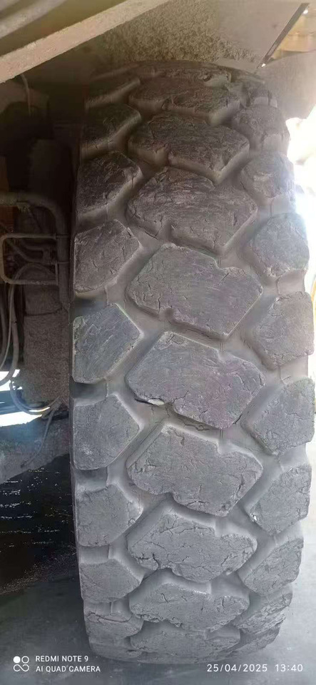 KOMATSU HD785-7 - Dúmper rígido: foto 5 KOMATSU HD785-7 - Dúmper rígido: foto 5