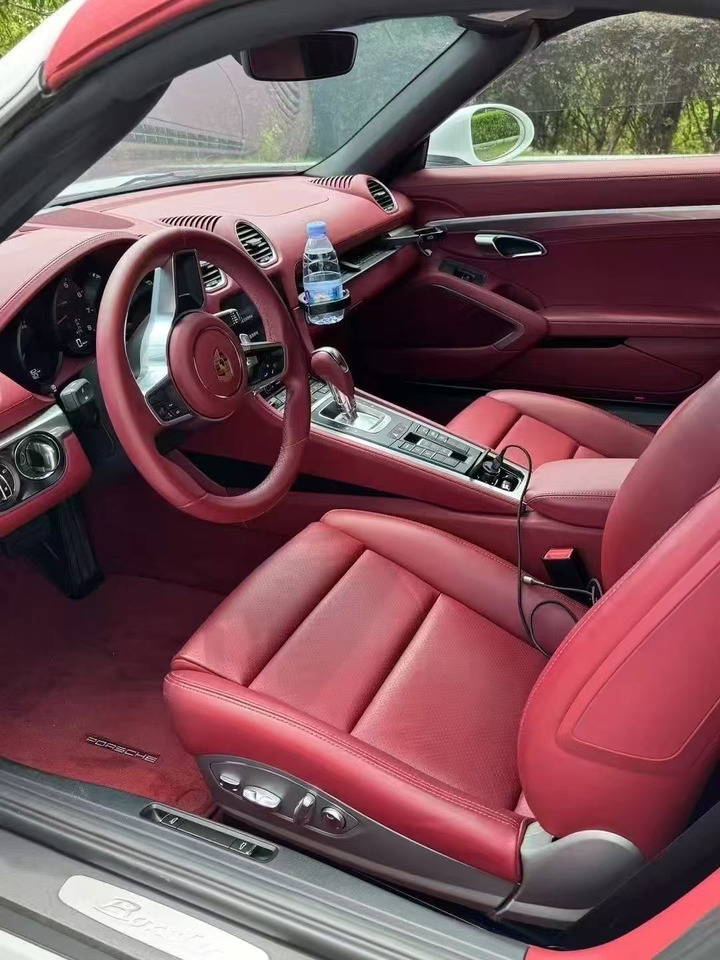 PORSCHE 718 BOXSTER - Descapotable: foto 2 PORSCHE 718 BOXSTER - Descapotable: foto 2