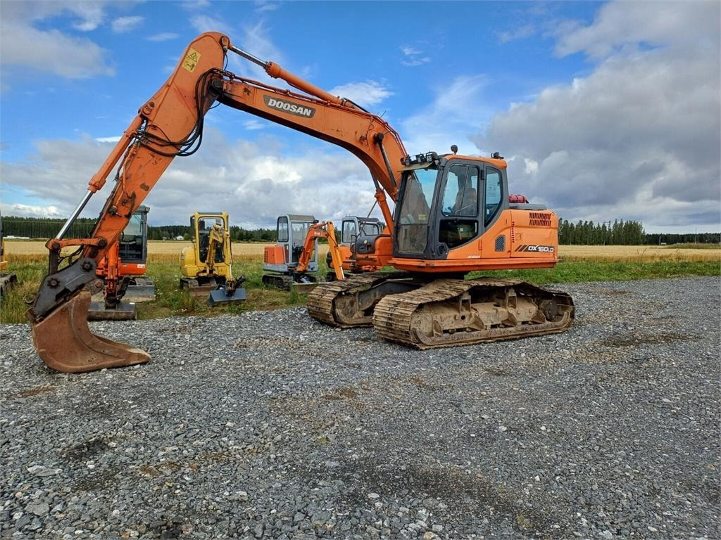 Doosan DX160LC Metsä alustalla  - Excavadora de cadenas: foto 1 Doosan DX160LC Metsä alustalla  - Excavadora de cadenas: foto 1