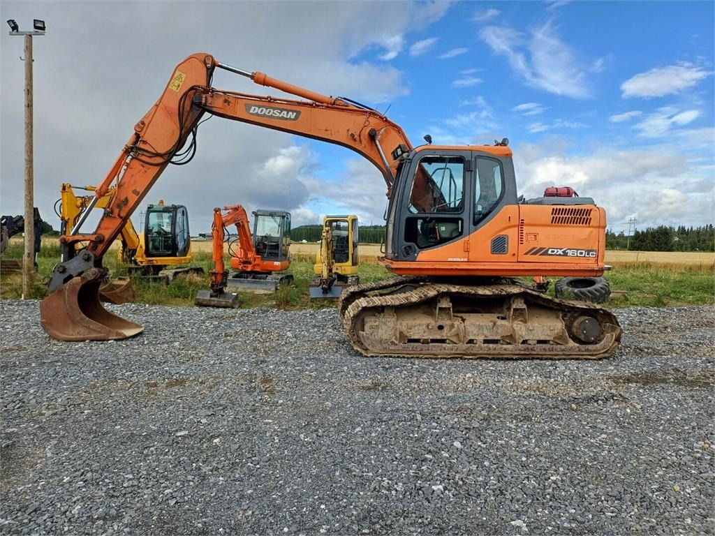 Doosan DX160LC Metsä alustalla  - Excavadora de cadenas: foto 2 Doosan DX160LC Metsä alustalla  - Excavadora de cadenas: foto 2