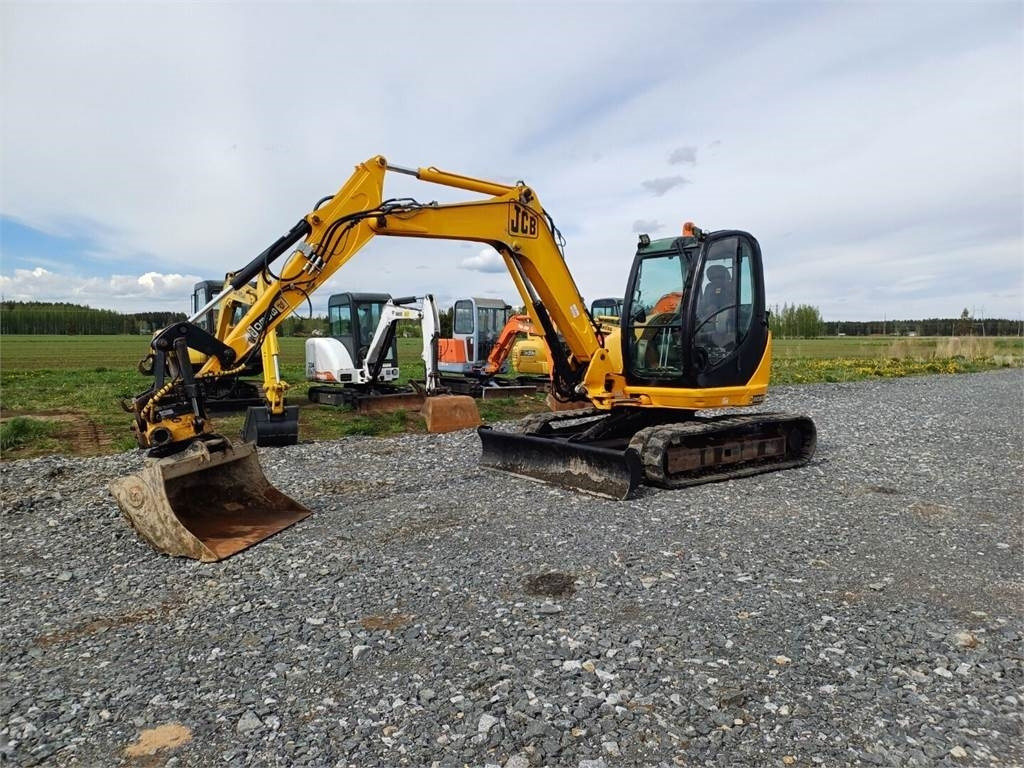 JCB 8080 Engconin pyörittäjällä - Miniexcavadora: foto 1 JCB 8080 Engconin pyörittäjällä - Miniexcavadora: foto 1