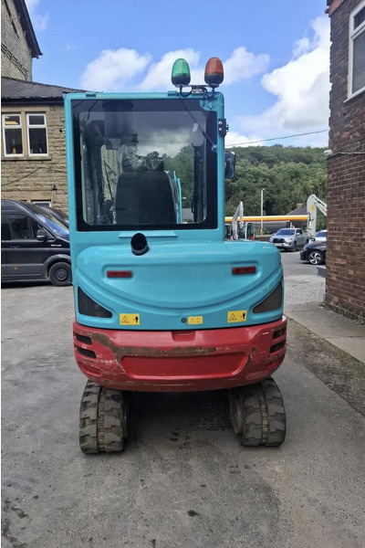 Takeuchi TB230 - Miniexcavadora: foto 1 Takeuchi TB230 - Miniexcavadora: foto 1