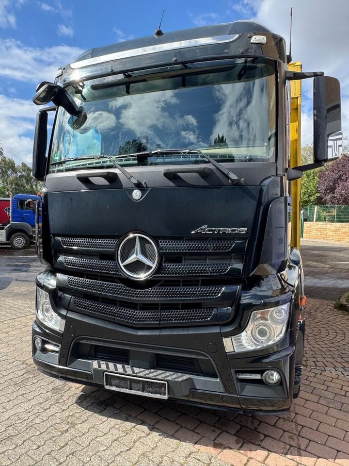 Mercedes-Benz Actros2545/2xLBW/Retarder/Lenk-Lift/Top-Zustand - Camión caja cerrada: foto 2 Mercedes-Benz Actros2545/2xLBW/Retarder/Lenk-Lift/Top-Zustand - Camión caja cerrada: foto 2