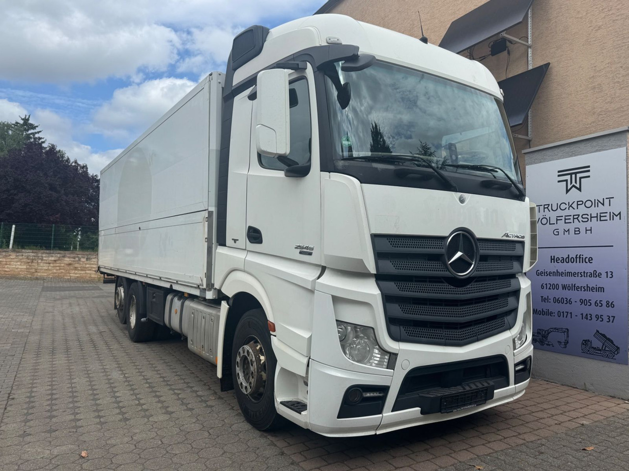 Mercedes-Benz Actros2545/Lift-Lenk/Mitnahmestp/Retder - Camión transporte de bebidas: foto 1 Mercedes-Benz Actros2545/Lift-Lenk/Mitnahmestp/Retder - Camión transporte de bebidas: foto 1