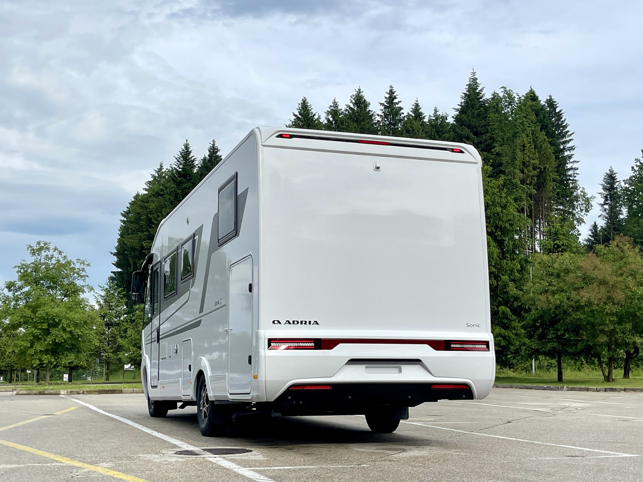 ADRIA Sonic 700DC - Autocaravana integral: foto 2 ADRIA Sonic 700DC - Autocaravana integral: foto 2