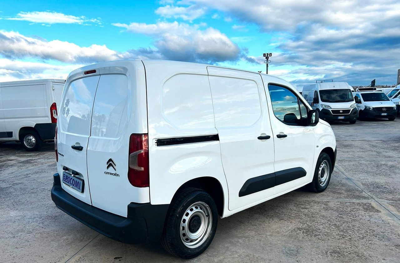 Citroen Berlingo 1.6 hdi 100 cv - Furgoneta pequeña: foto 5 Citroen Berlingo 1.6 hdi 100 cv - Furgoneta pequeña: foto 5