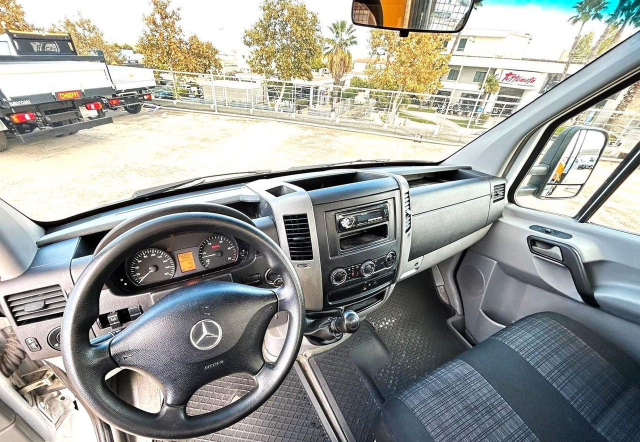 Caja abierta furgoneta Mercedes Benz Sprinter 419 Cassone Fisso + Gru: foto 15
