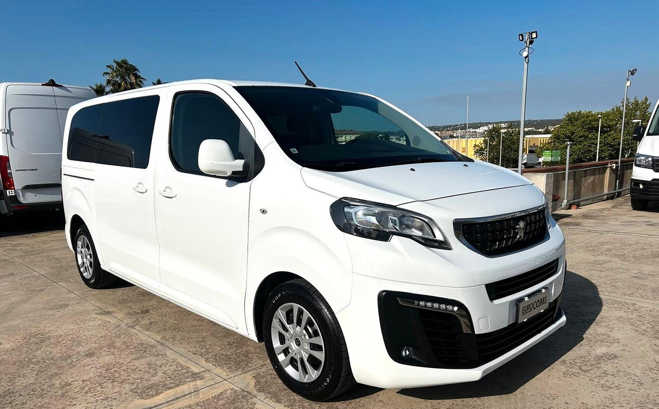 Peugeot Expert Traveller 2.0 HDi 150 cv Autocarro - Furgoneta combi: foto 3 Peugeot Expert Traveller 2.0 HDi 150 cv Autocarro - Furgoneta combi: foto 3