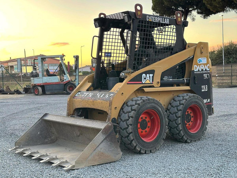 Caterpillar 226BHF - Minicargadora de cadenas: foto 2 Caterpillar 226BHF - Minicargadora de cadenas: foto 2