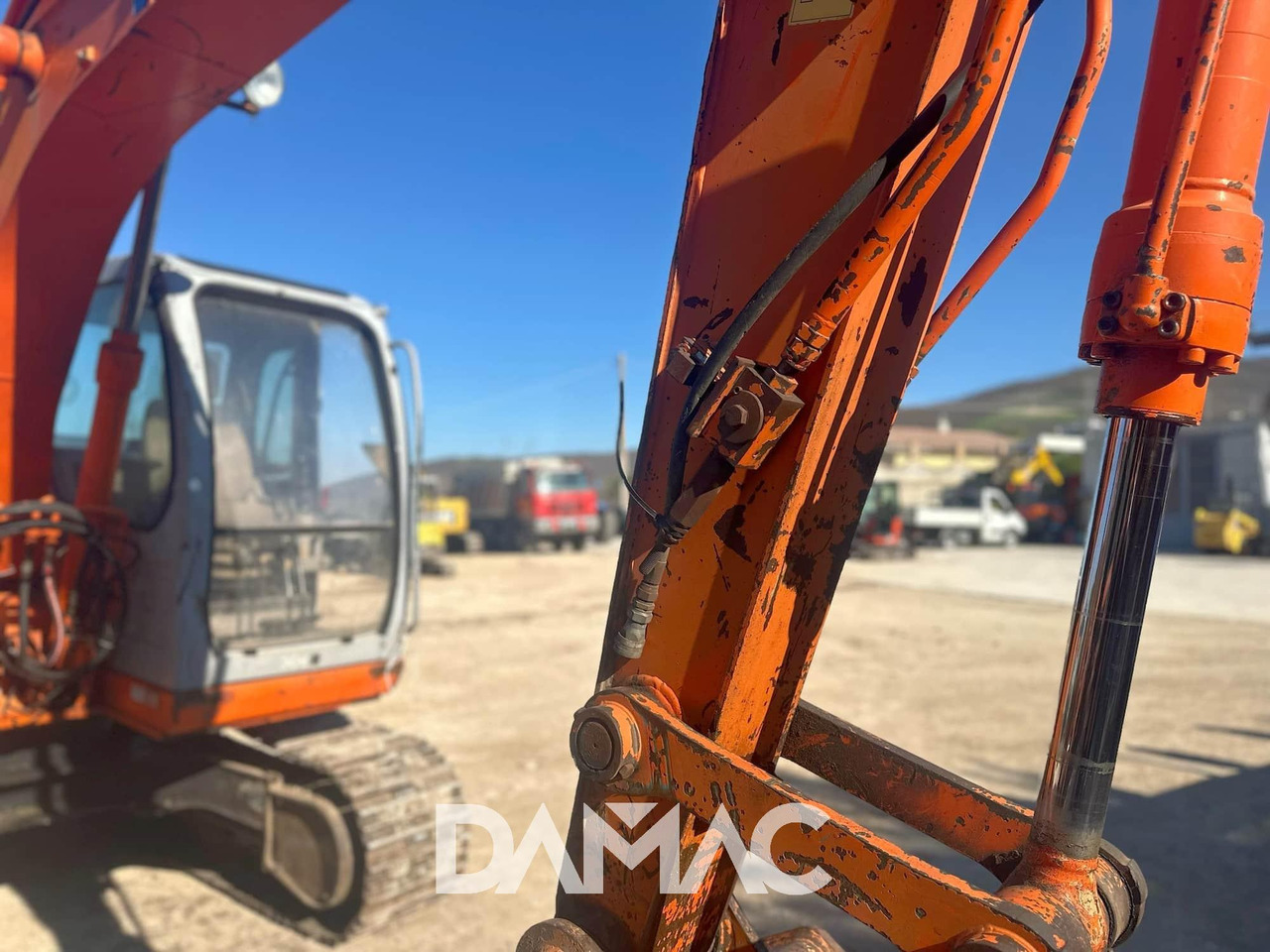 Excavadora de cadenas FIAT KOBELCO E115SR: foto 6 Excavadora de cadenas FIAT KOBELCO E115SR: foto 6