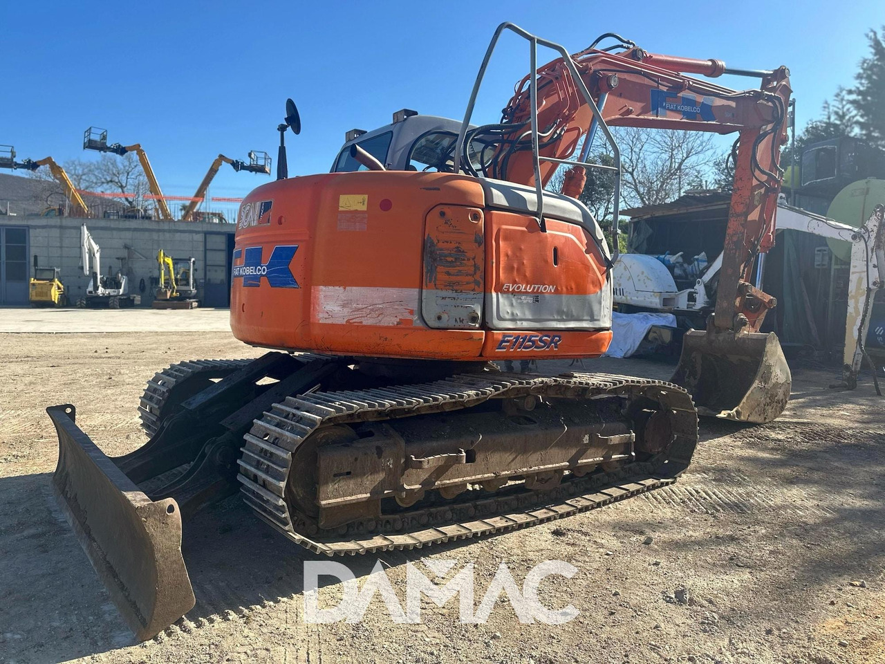 FIAT KOBELCO E115SR - Excavadora de cadenas: foto 3 FIAT KOBELCO E115SR - Excavadora de cadenas: foto 3