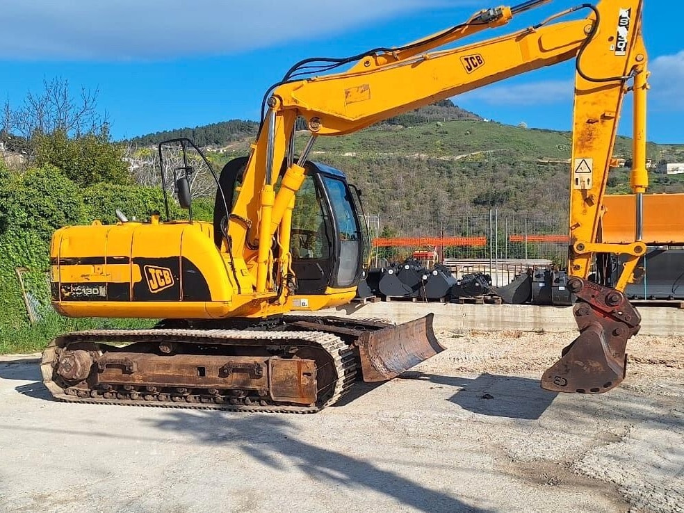 JCB JS130 - Excavadora de cadenas: foto 1 JCB JS130 - Excavadora de cadenas: foto 1