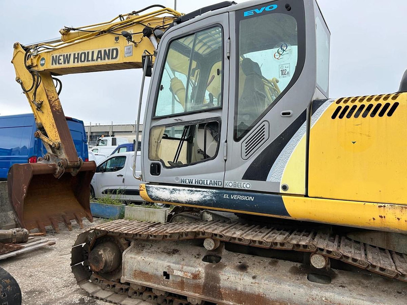 New Holland E215B - Excavadora: foto 4 New Holland E215B - Excavadora: foto 4