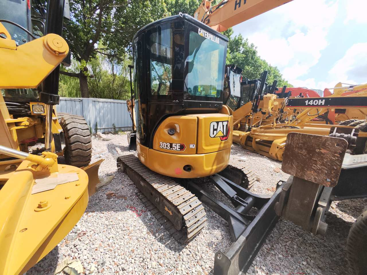 CATERPILLAR 303.5 - Miniexcavadora: foto 1 CATERPILLAR 303.5 - Miniexcavadora: foto 1