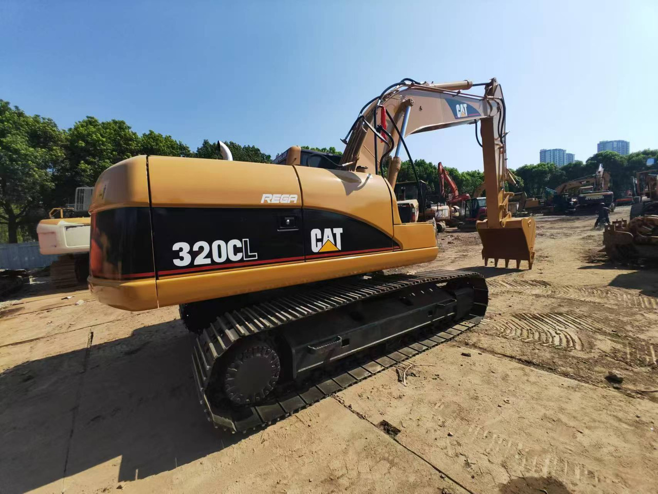 CATERPILLAR 320CL - Excavadora de cadenas: foto 4 CATERPILLAR 320CL - Excavadora de cadenas: foto 4