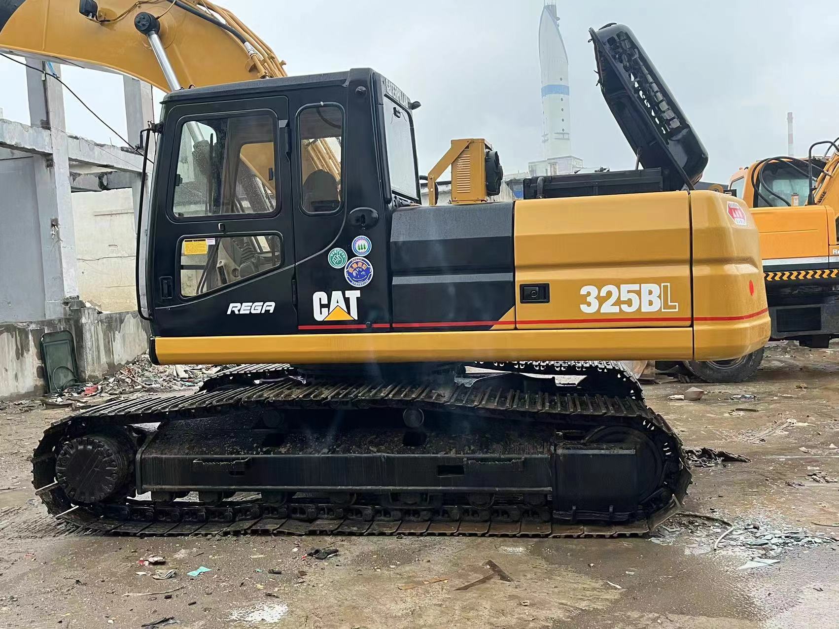 CATERPILLAR 325BL - Excavadora de cadenas: foto 3 CATERPILLAR 325BL - Excavadora de cadenas: foto 3