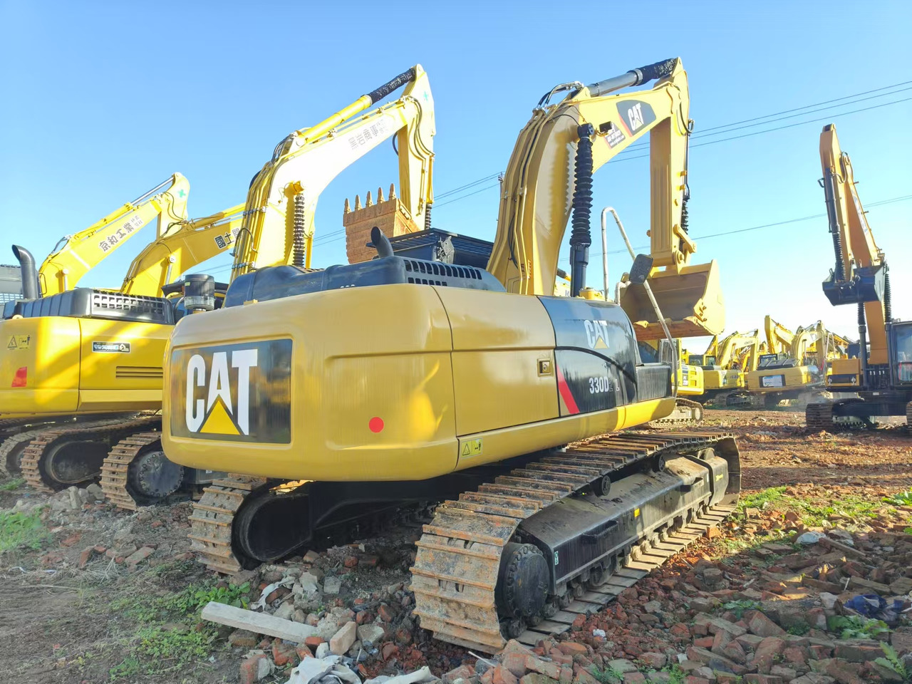CATERPILLAR 330D - Excavadora de cadenas: foto 1 CATERPILLAR 330D - Excavadora de cadenas: foto 1