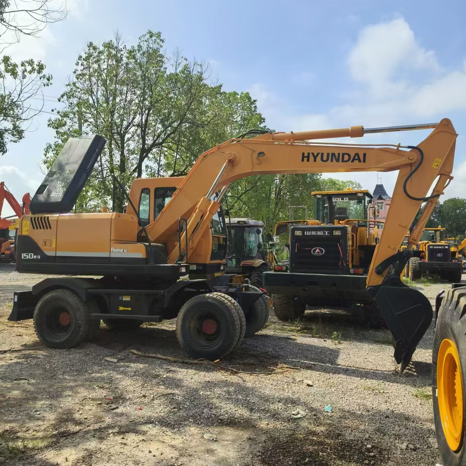 Hyundai R150W-7 - Excavadora de ruedas: foto 1 Hyundai R150W-7 - Excavadora de ruedas: foto 1