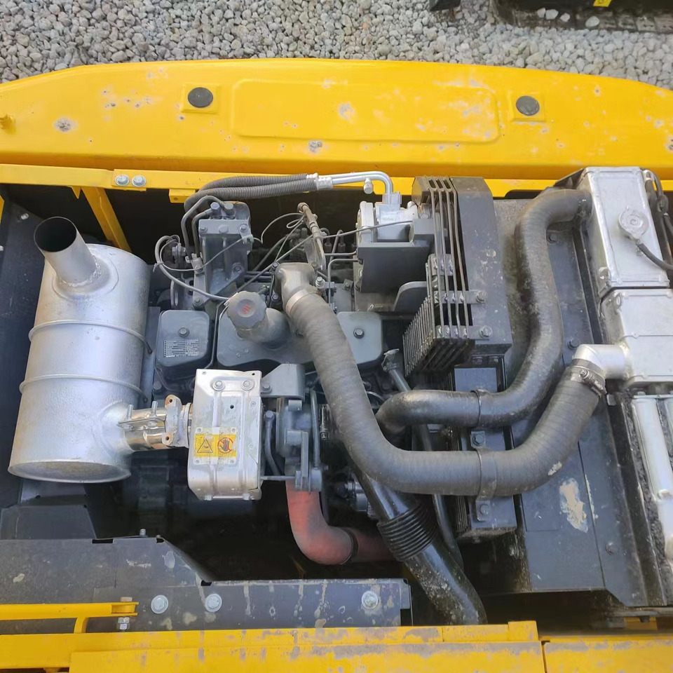 Excavadora de cadenas KOMATSU PC160: foto 8