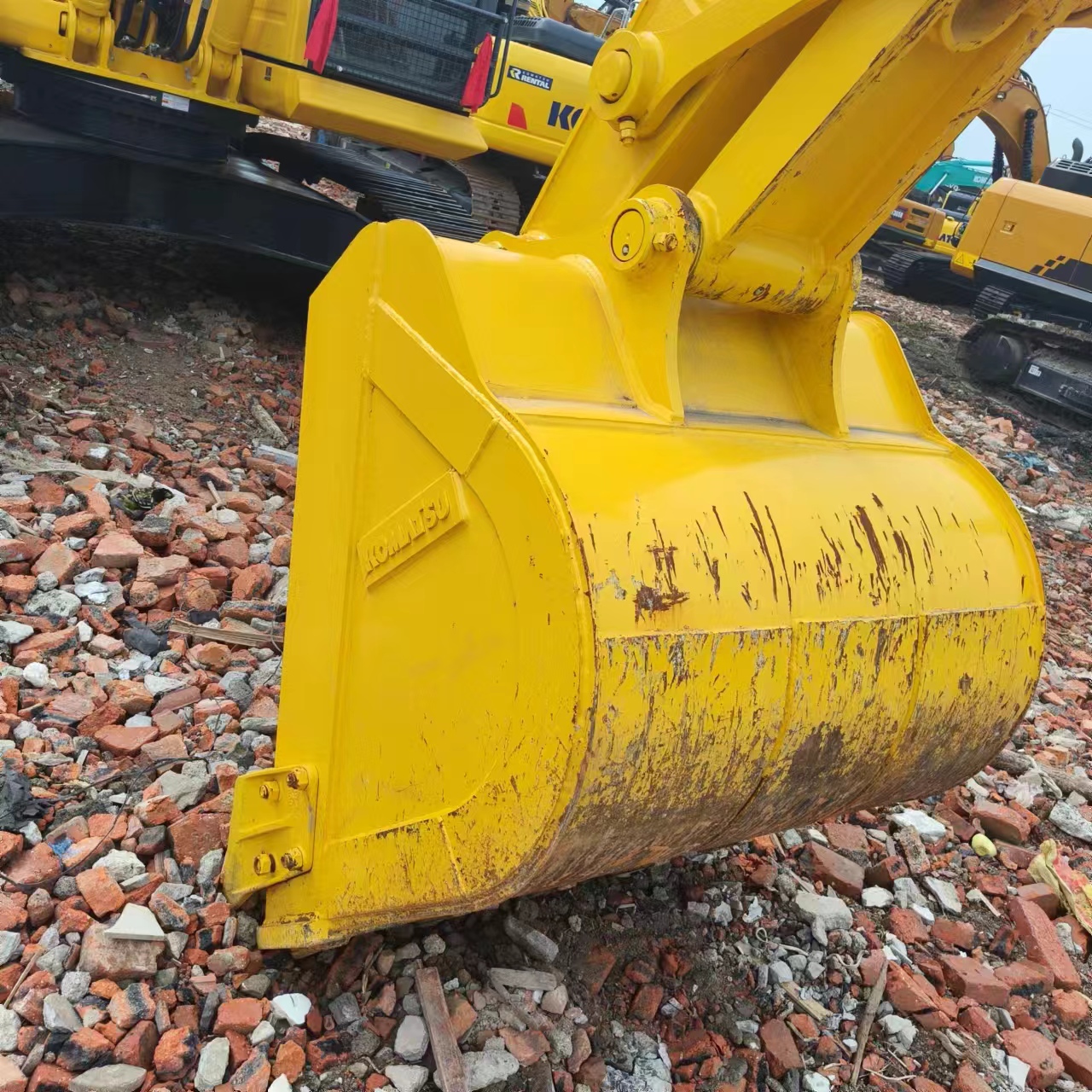 KOMATSU PC240 - Excavadora de cadenas: foto 4 KOMATSU PC240 - Excavadora de cadenas: foto 4