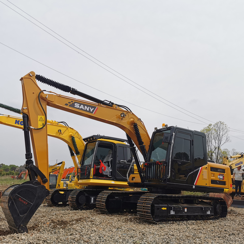 SANY SY135C - Excavadora de cadenas: foto 2 SANY SY135C - Excavadora de cadenas: foto 2