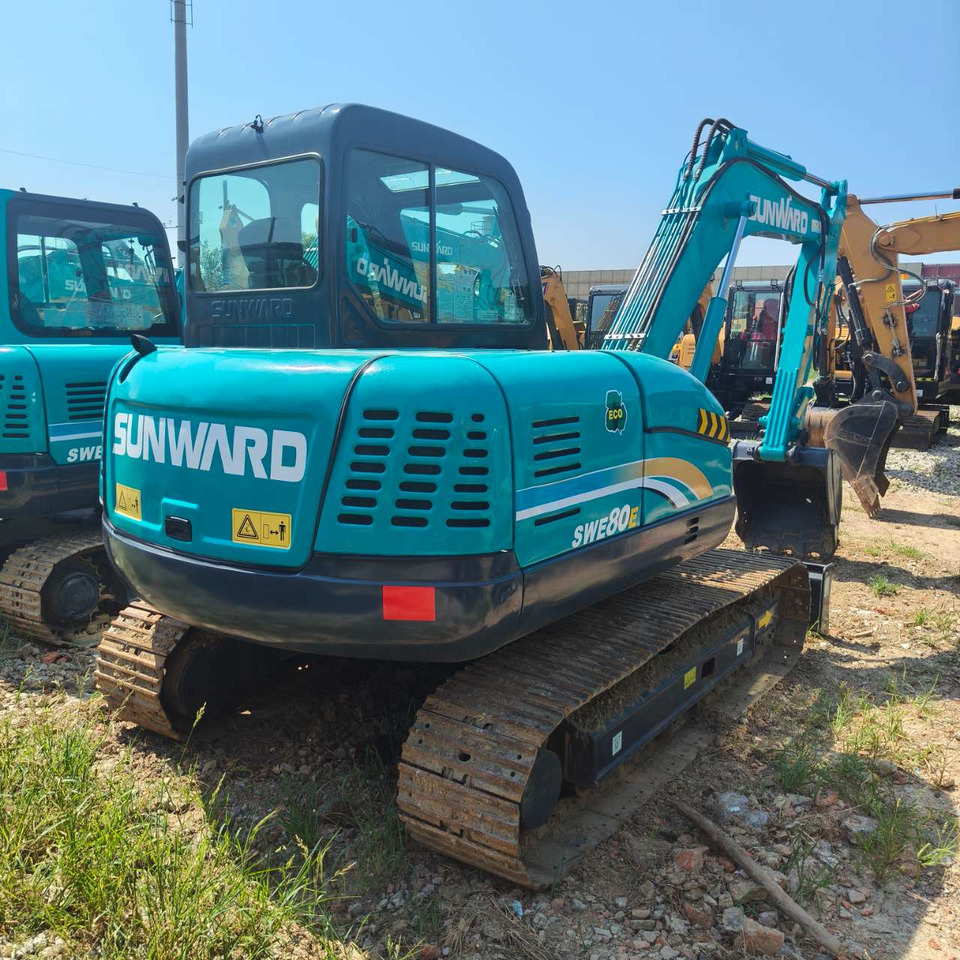 SUNWARD SWE 80E - Excavadora de cadenas: foto 4 SUNWARD SWE 80E - Excavadora de cadenas: foto 4
